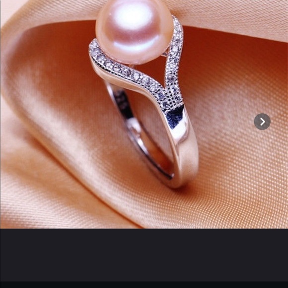 Women’s Pearl Pink Ring - Picture 2 of 5